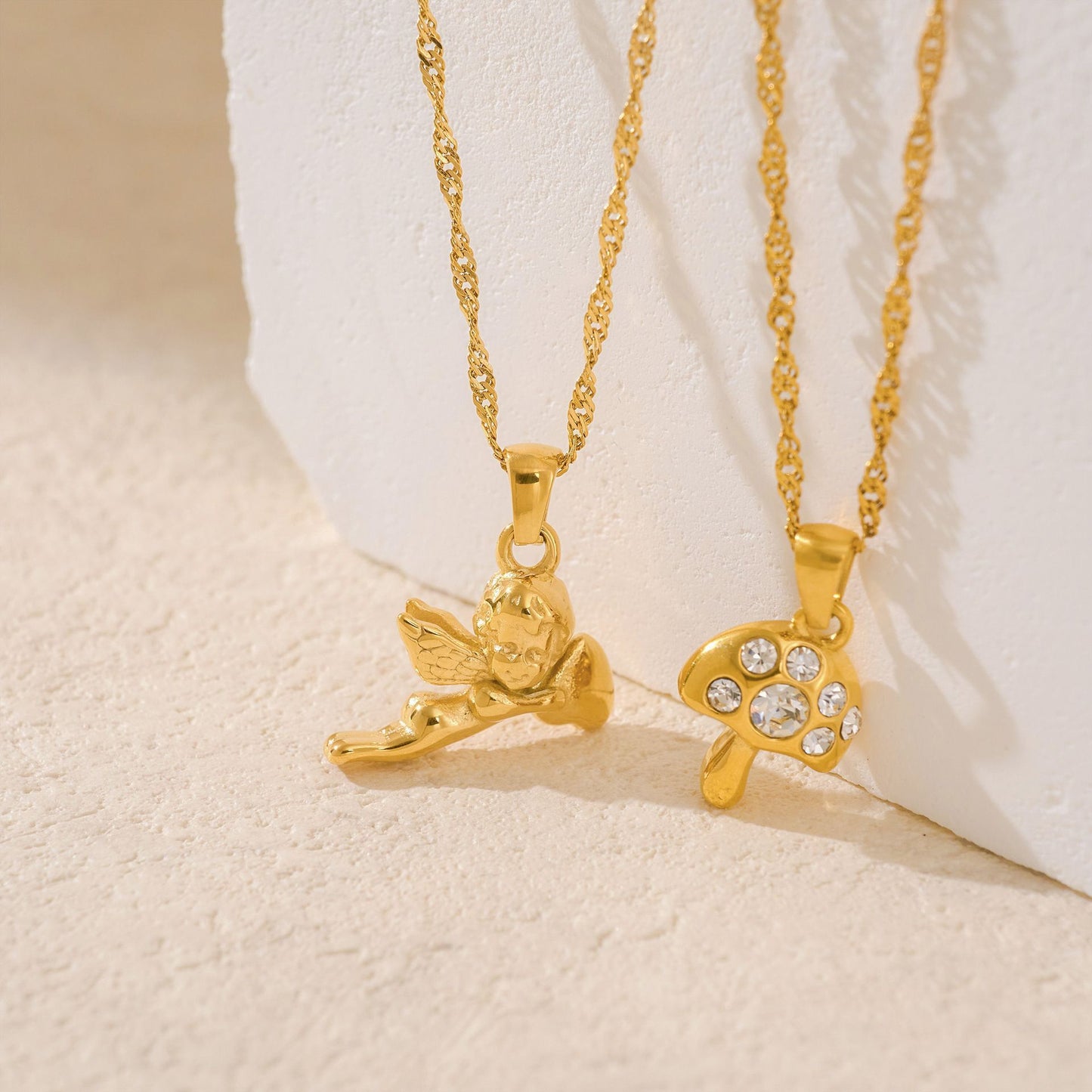 8K Gold Plated Titanium Steel Water Ripple Necklace Angel Little Heart Choker Necklace