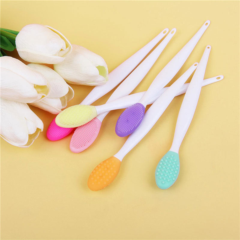 Silicone nose cleaning brush